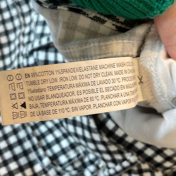 Forever 21 NWT black and white checkered high rise shorts 18 - Picture 7 of 9